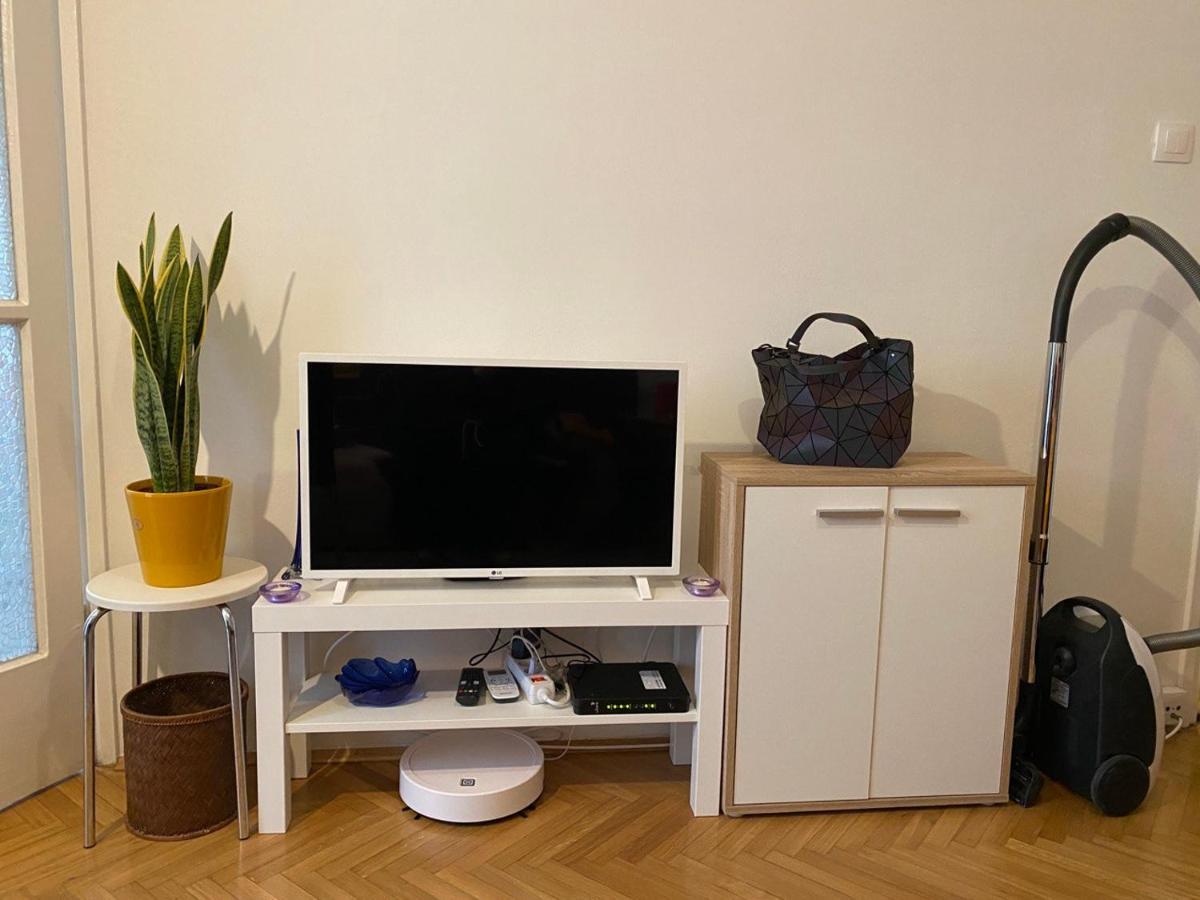 Colorful Urban Oasis Apartment Загреб Екстериор снимка