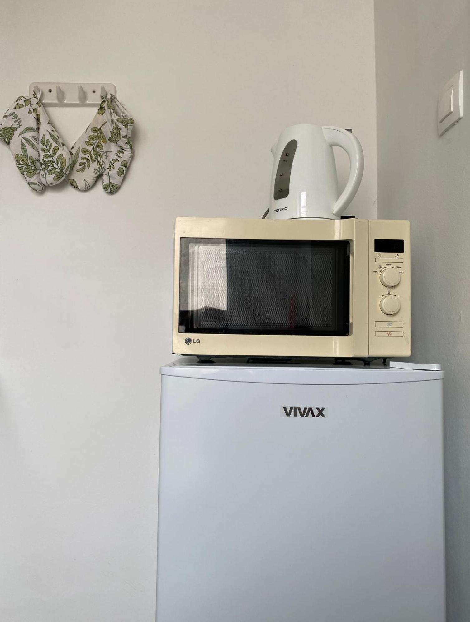 Colorful Urban Oasis Apartment Загреб Екстериор снимка